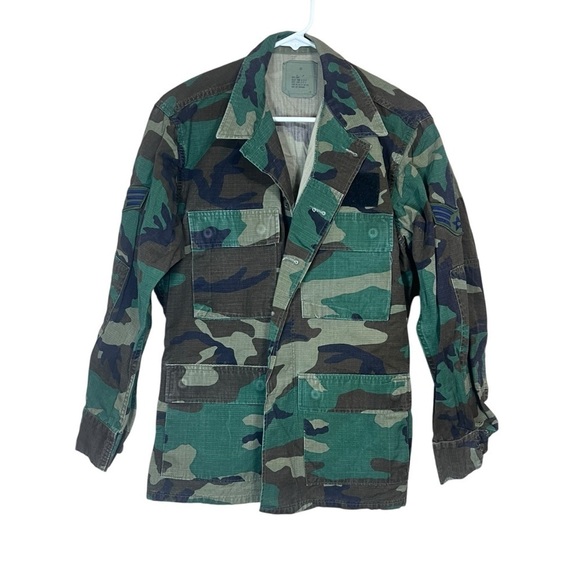 Air Force Other - Vintage US Air Force Woodland Camo Jacket Military NATO Combat Size Small Short